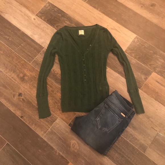 Old Navy Sweaters - Green sweater